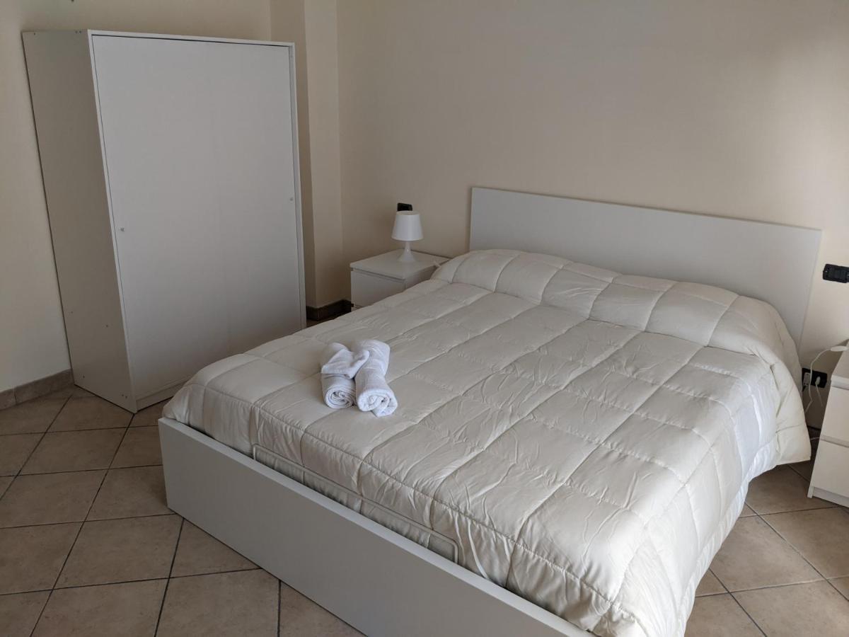 Il Laureato Apartment Реджо ди Калабрия Екстериор снимка