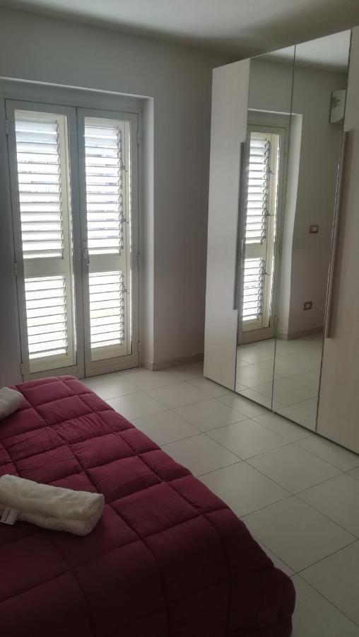 Il Laureato Apartment Реджо ди Калабрия Екстериор снимка